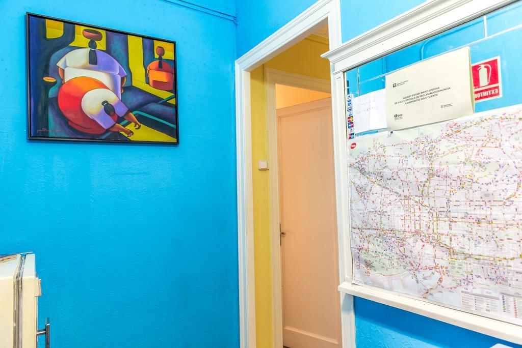 Hostel Turistic Castell Barcelona Exterior photo